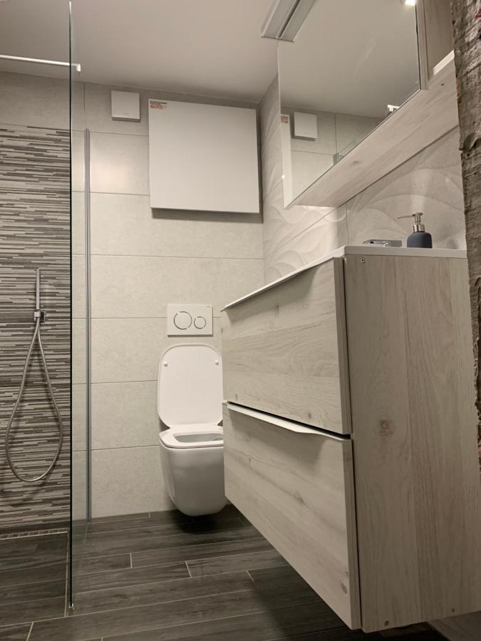 Apartma Sinitus Izola Exterior foto